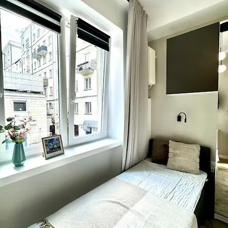 Apartment Tiny Lux Nest